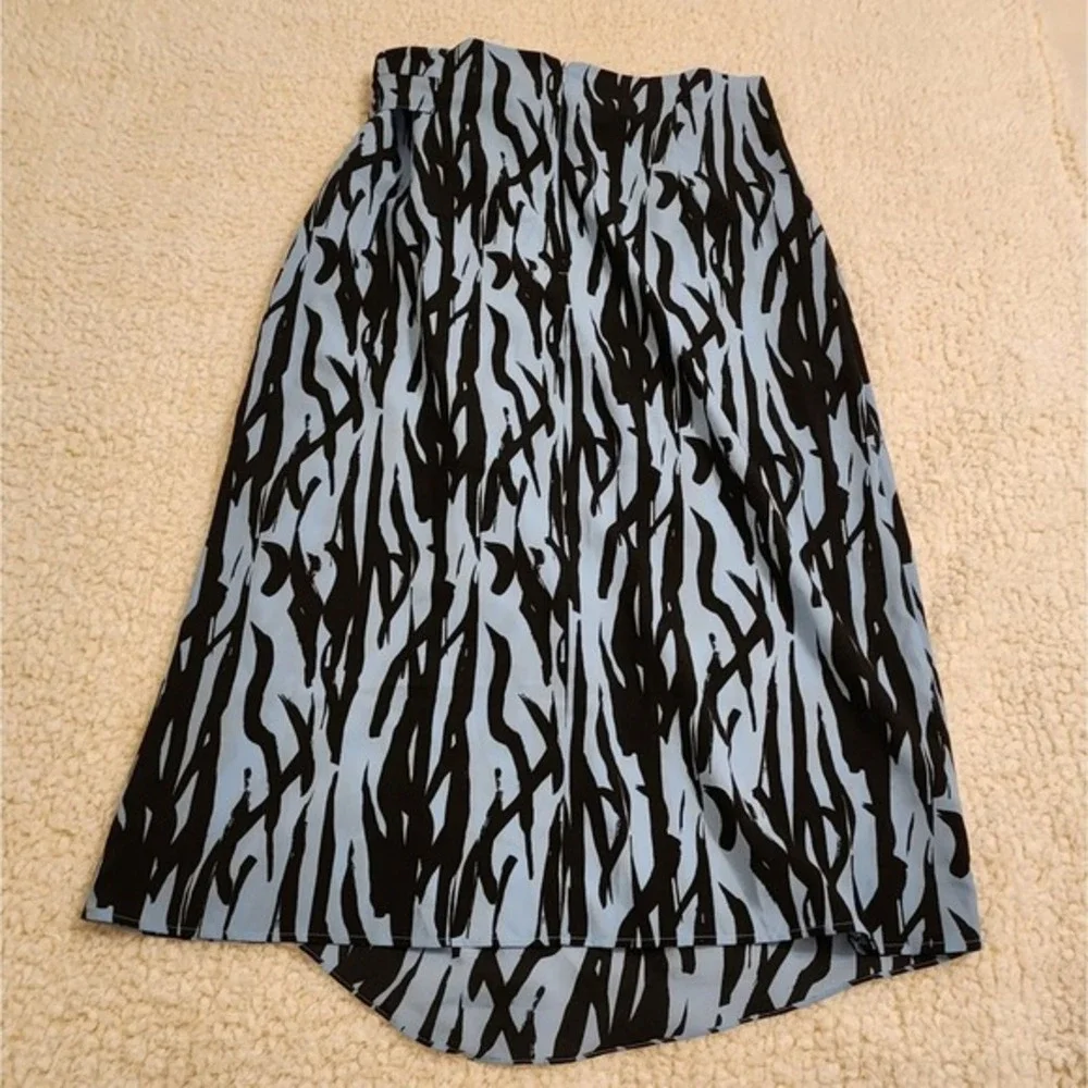 Topshop blue and black zebra print midi‎ wrap skirt size 12